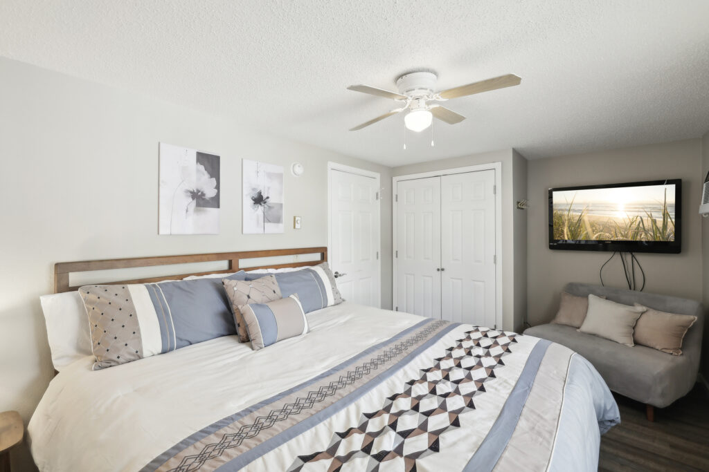 26-print-Canyon Rd-1705-026