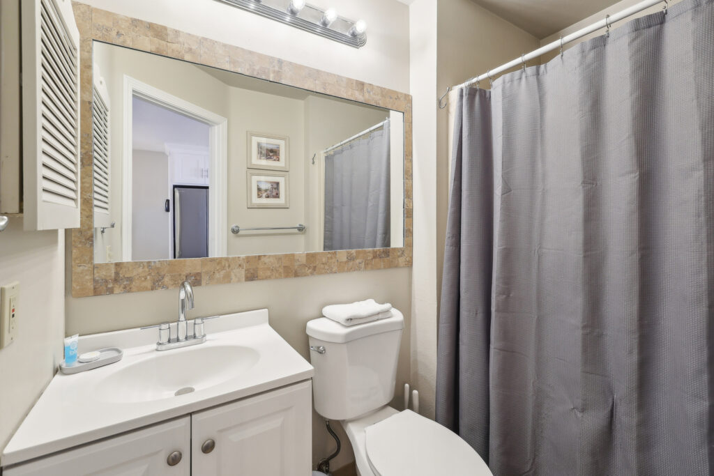 31-print-Canyon Rd-1705-031