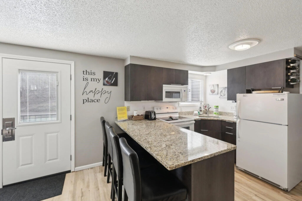 bfeae6e1da2bc5d8c8ea595d46e7e66el-m4172938990rd-w2048_h1536