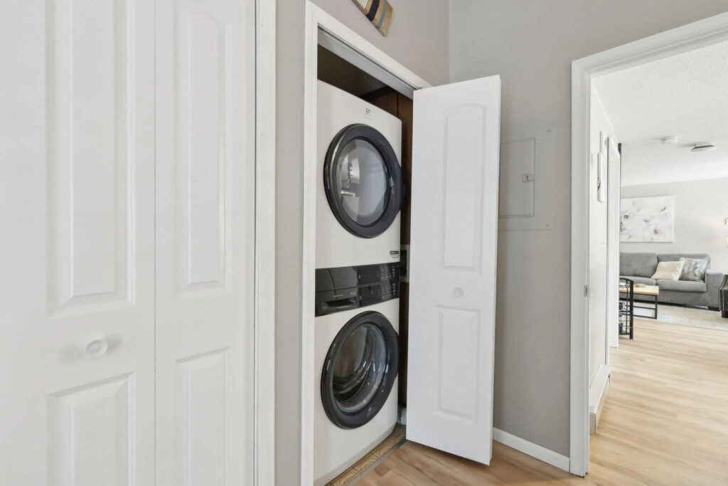 bfeae6e1da2bc5d8c8ea595d46e7e66el-m4251846956rd-w2048_h1536